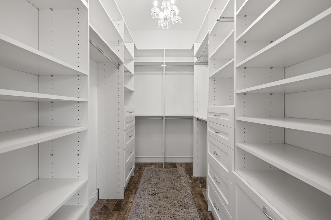 Property p4 image 25